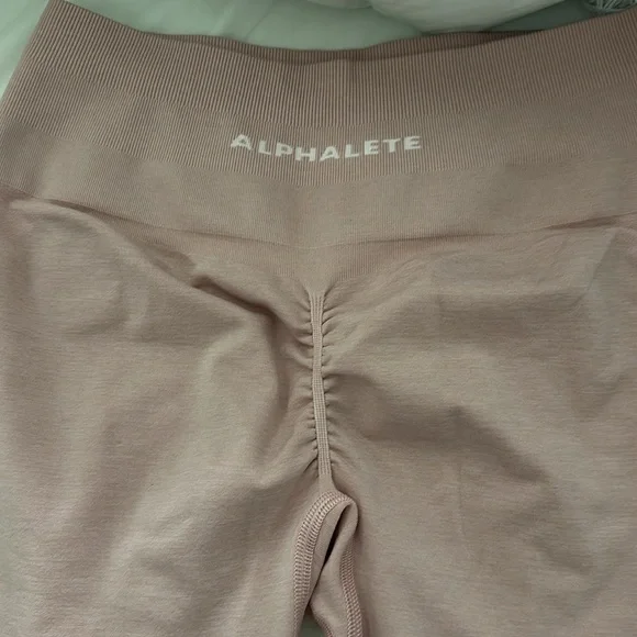 Alphalete amplify legging- Blossom - Picture 2 of 7